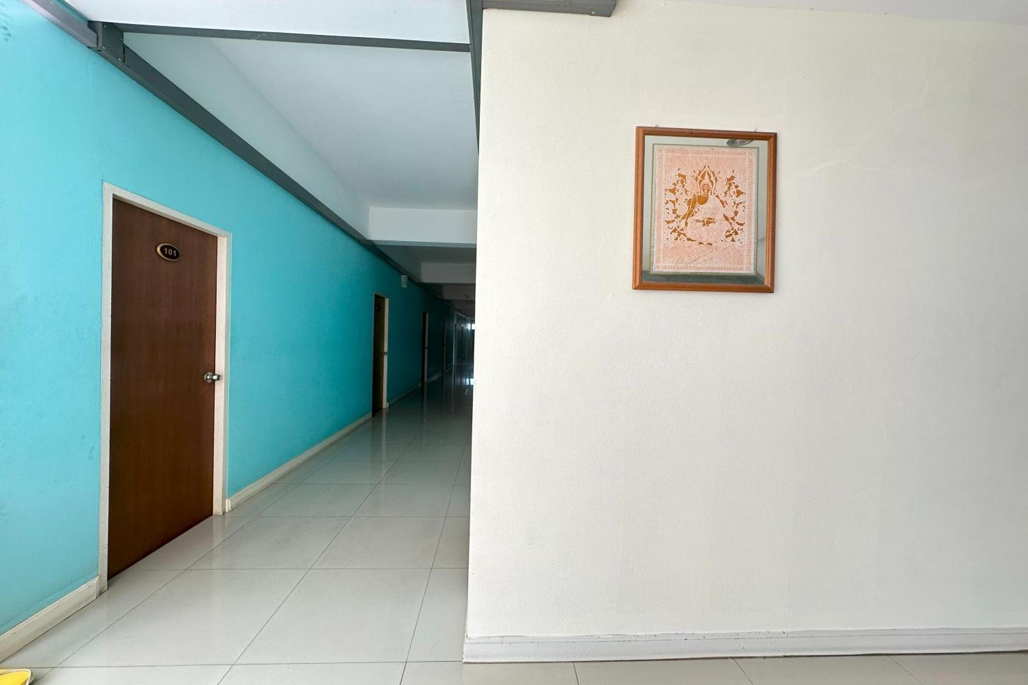 Tara Apartment Surat Thani Exterior photo