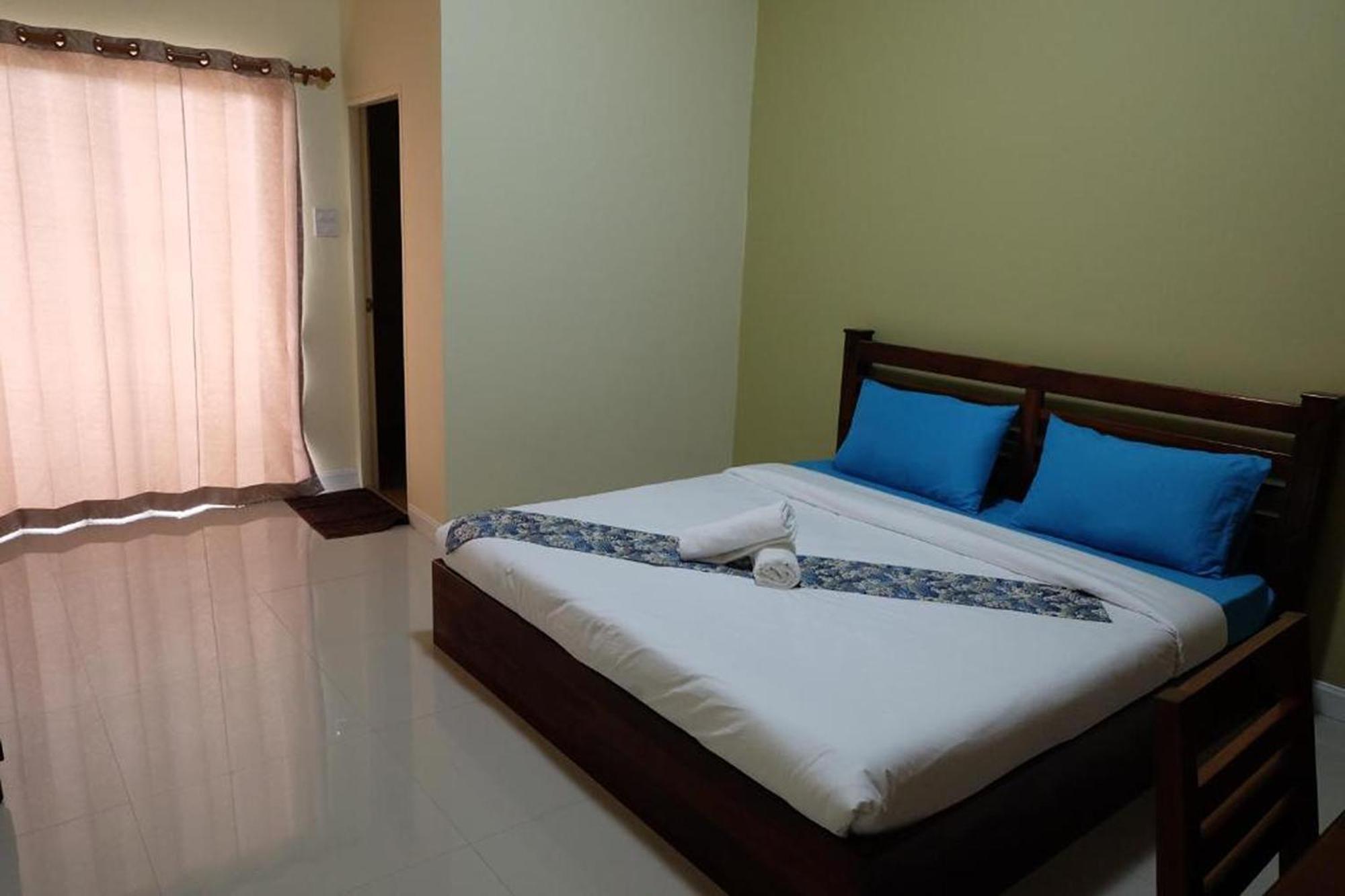 Tara Apartment Surat Thani Exterior photo